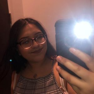 Meet your Posher, Luisa